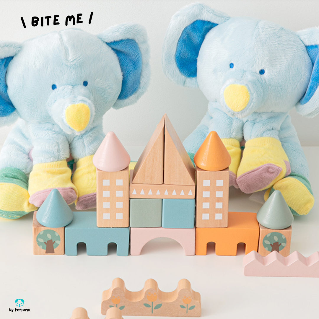 【BITE ME】著襪仔的可愛小象藏食玩具
